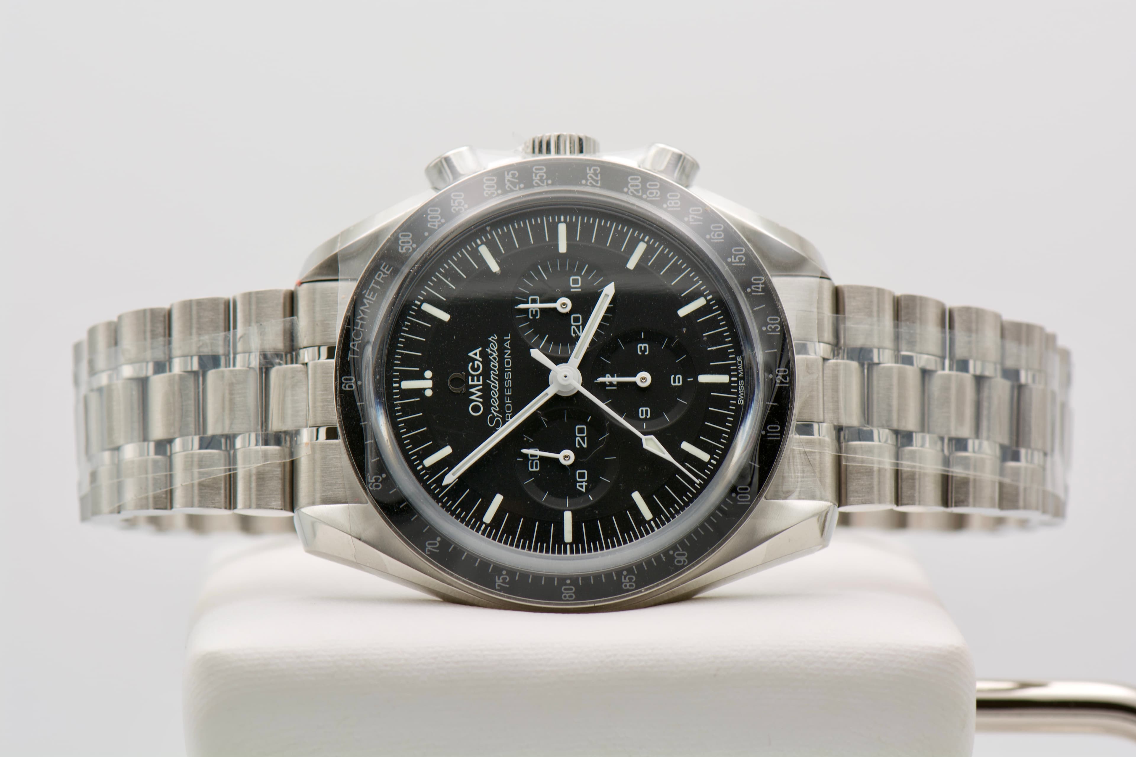 Omega Speedmaster Moonwatch Professional — photo 2